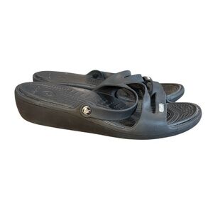 CROCS Patricia Strappy Black Sandals with Textured Footbed Women’s Size 9